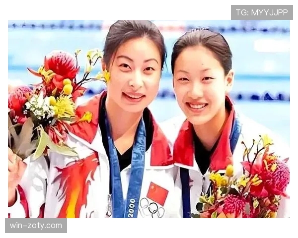 伏明霞买菜那画面，网友：奥运冠军和邻家大嫂没区别？