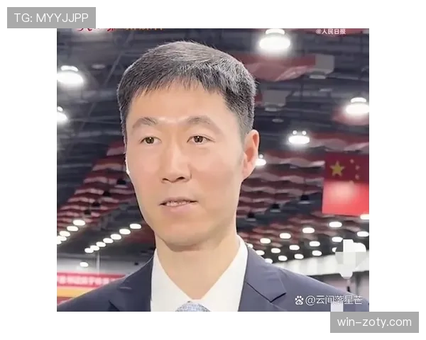 王励勤居然比明星还讲究穿搭，这打球的气质到底哪来的？